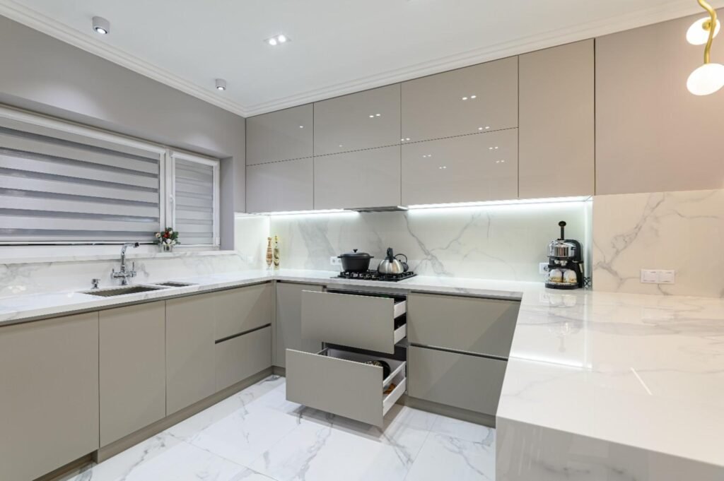 carpenter dubai