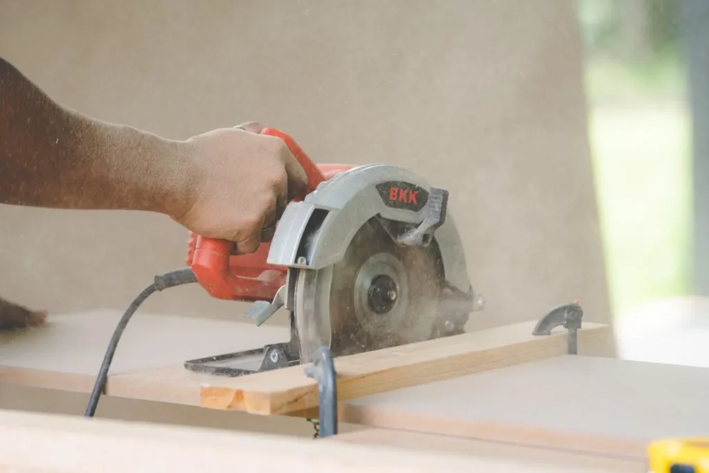 carpenter dubai
