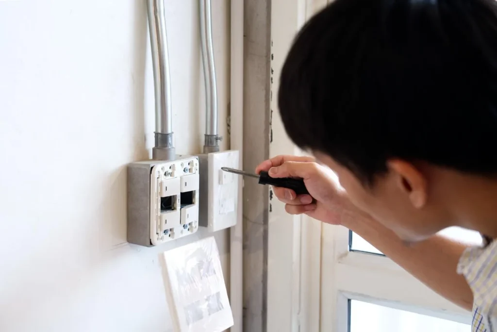 electrician dubai