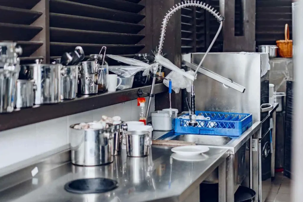 kitchen plumbers Dubai